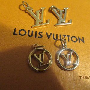LOUIS VUITTON 4 CHARMS,  GOLD & SILVER TONE 17-18MM LOT 4